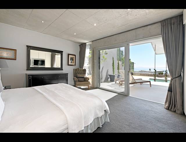 4 BEDROOM FREEHOLD TO LET IN GREEN POINT